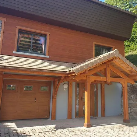 Des 3 Vallees, Spacious And Comfortable 12p בקתה *