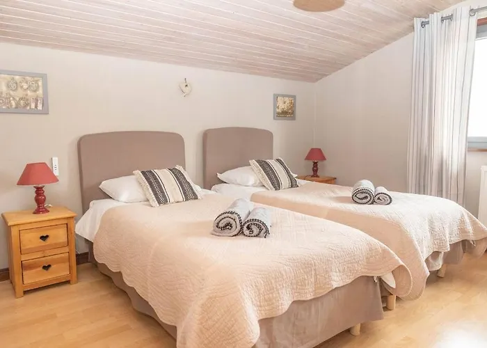 Σαλέ Des 3 Vallees, Spacious And Comfortable 12p *